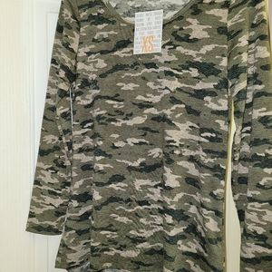 NWT, LuLaRoe S Lynnae: Green Camouflage